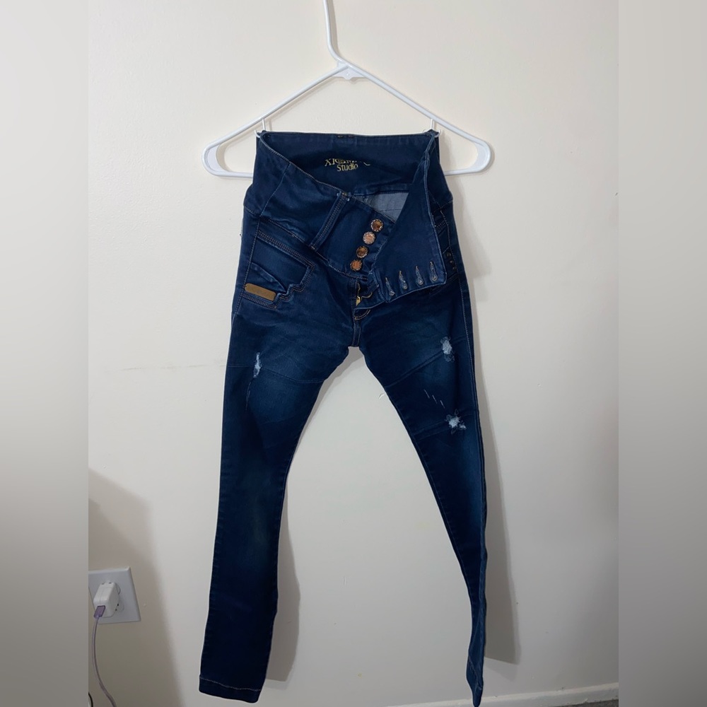 Xiomara Colombian dark wash High waisted butt lifting skinny jeans